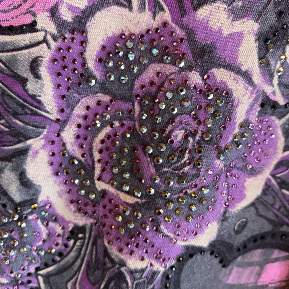 🗝️Crash & Burn Pink/Purple Tie Dye 3/4 Sleeve Top from Buckle, bedazzled - Picture 4 of 7
